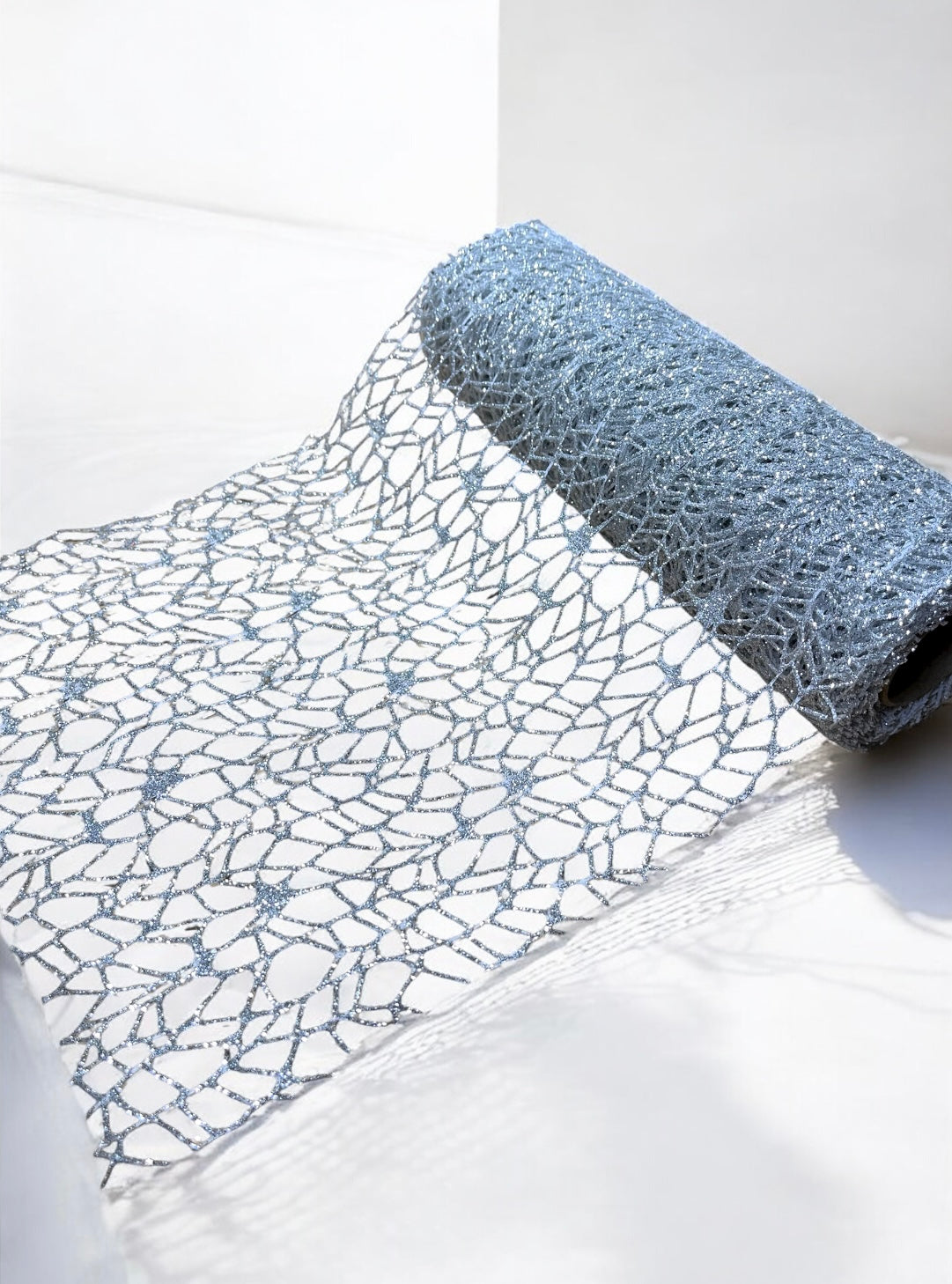 Malla plateada grabado telaraña 25cm x 4.6m (YW0737-020S)