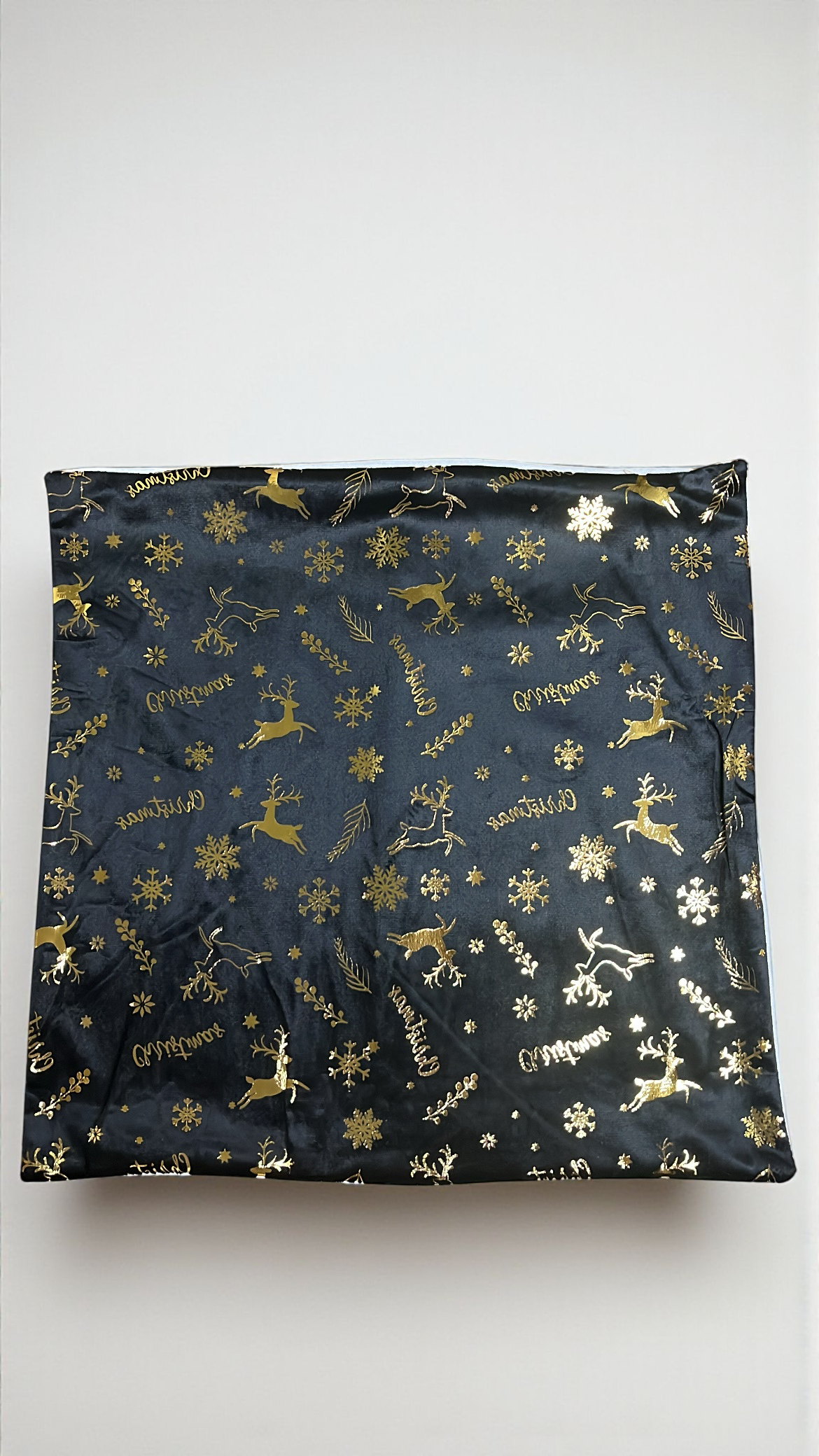 Forro de cojín estampado navideño negro 45cm (T146)