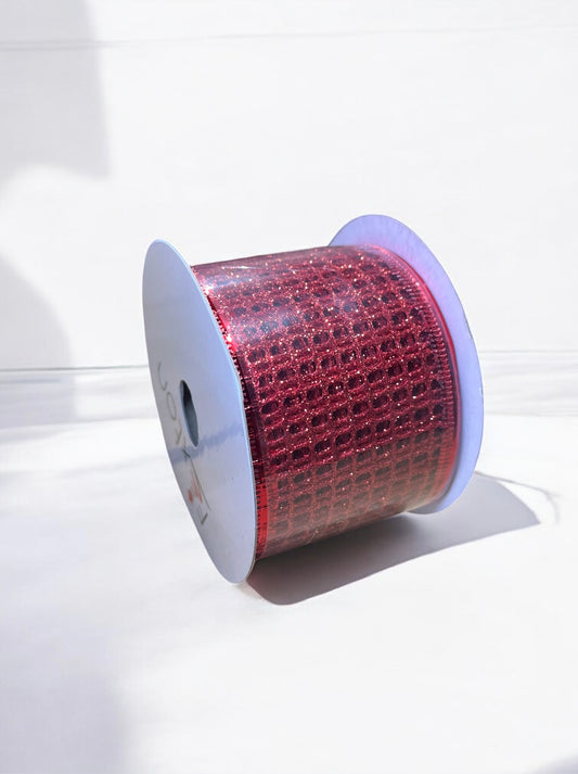 Cinta navideña alambrada roja con grabado perforado grande 6.5cm x 9.15m (TCH01846R)