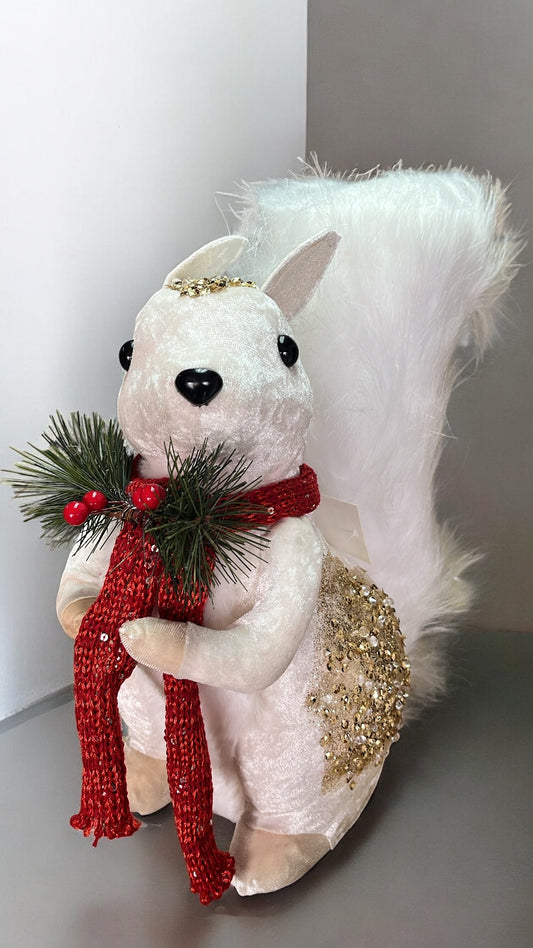 Ardilla blanca con cherry y bufanda roja 36cm x 32cm x 15cm (CCY01143R)