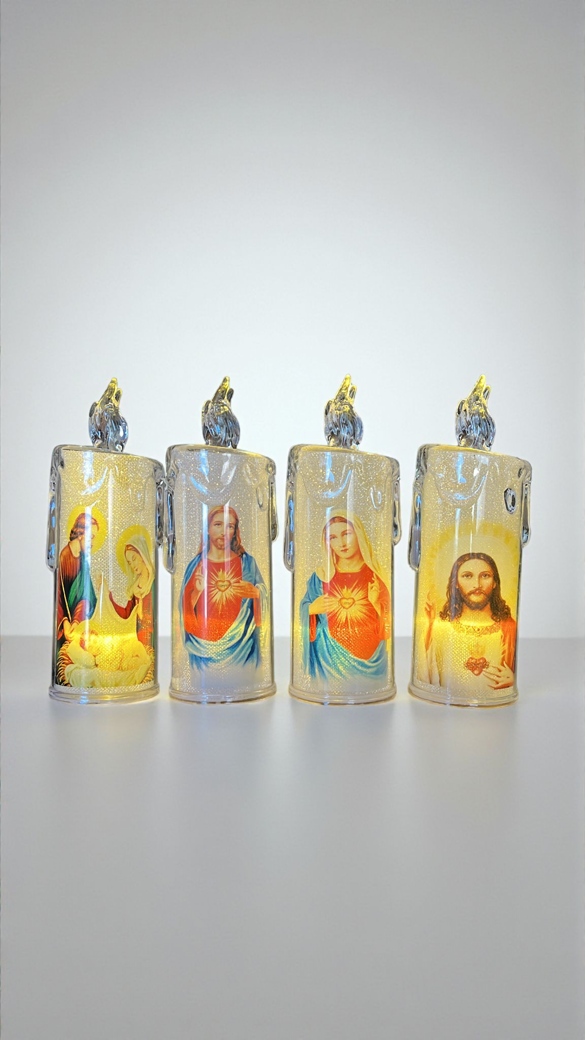 Vela LED decorativa diseño de santos 15cm (HG2024-1032)