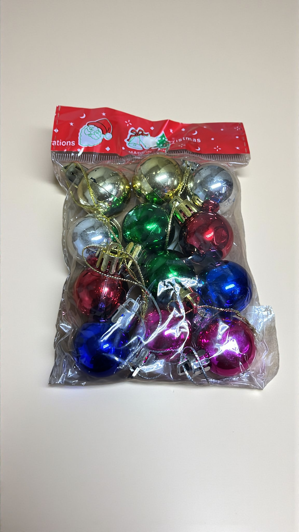 Paquete de 12 mini bolas navideñas multicolor (E135)